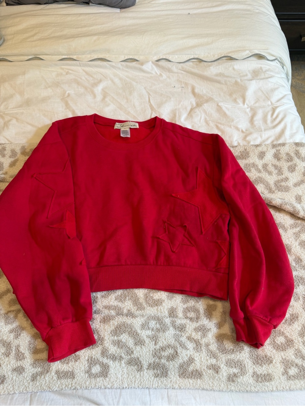 Vintage Havana Red Cropped Sweatshirt with Star Appliqués